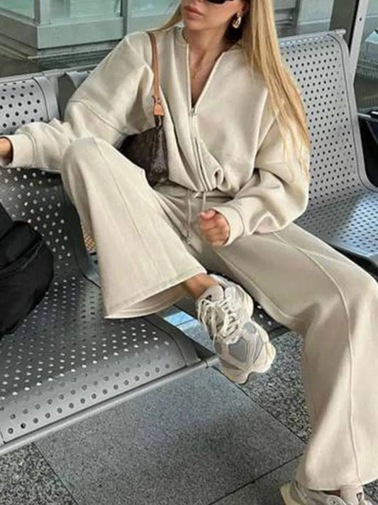 2-Piece Retro Velvet Bomber Set